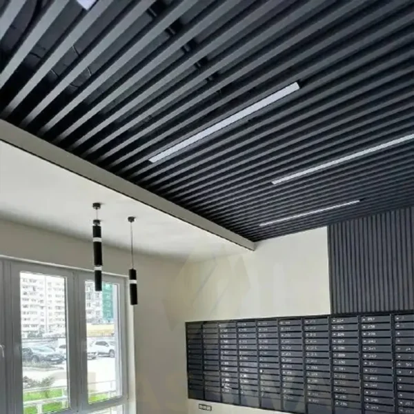 Кубообразный реечный потолок Графит RAL 7024