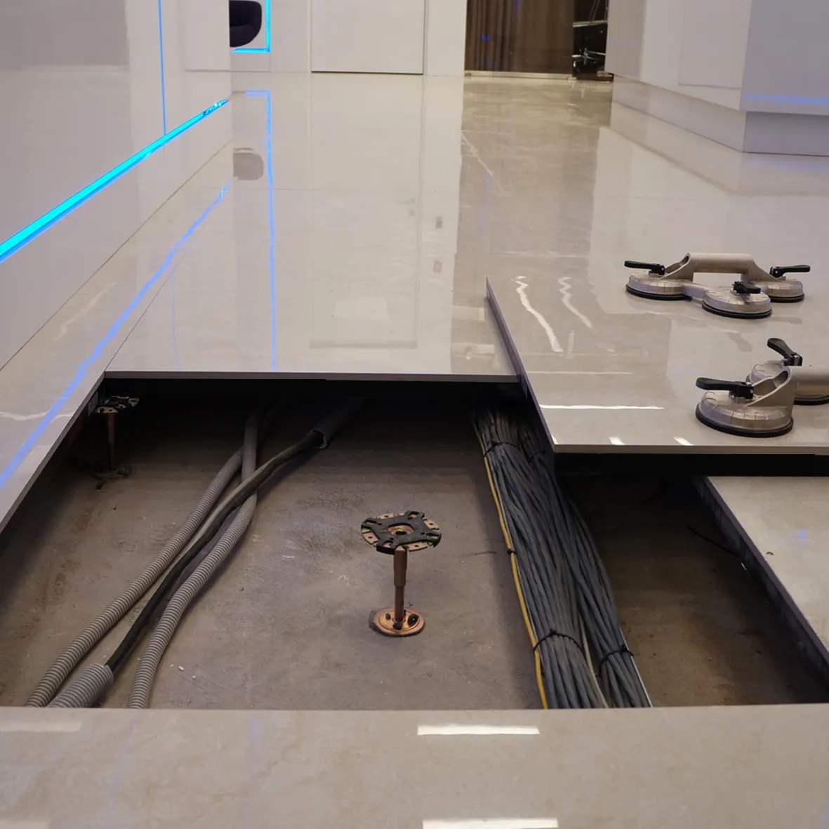 Фальшпол с Керамогранитом